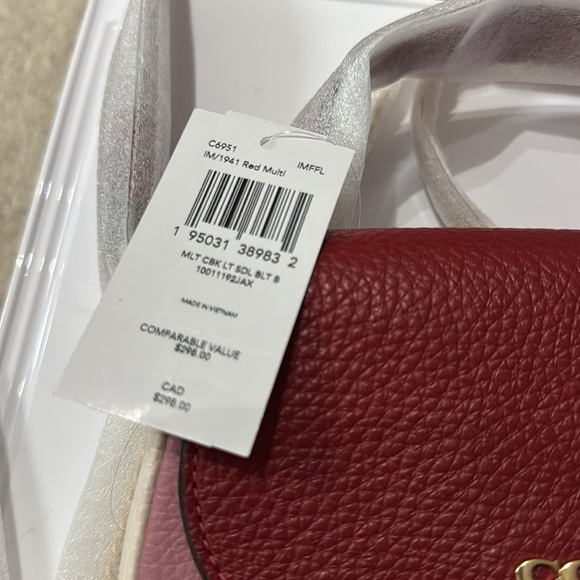 Coach Small Purse - Picture 2 of 2